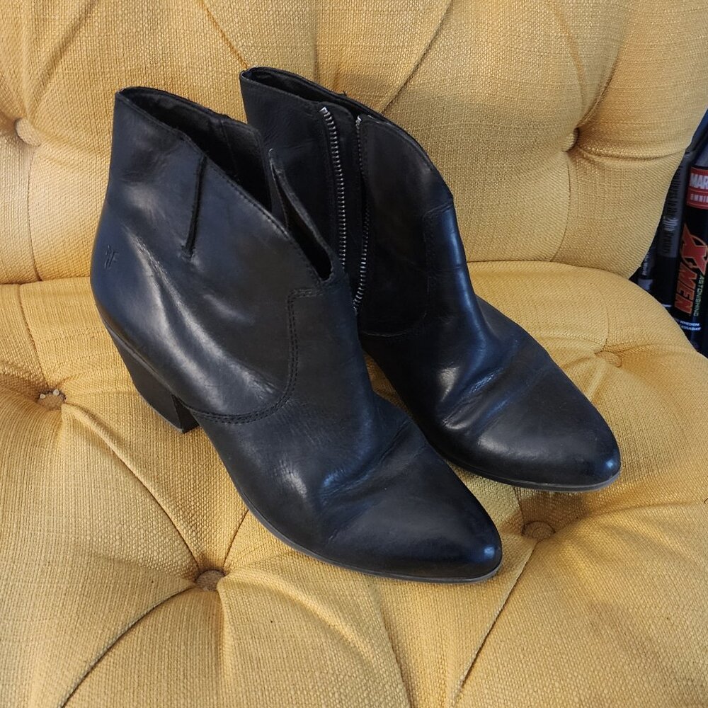 Frye heeled ankle boots, 9